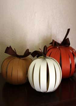 halloween-diy-paper-pumpkins-