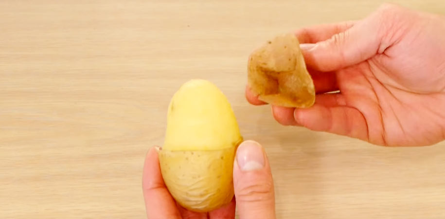 easy way to peel potatoes